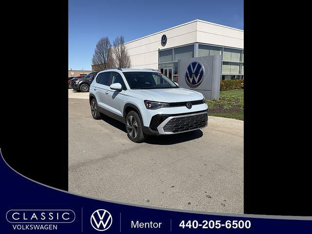 New 2026 Volkswagen Taos SE AWD/4WD image 1