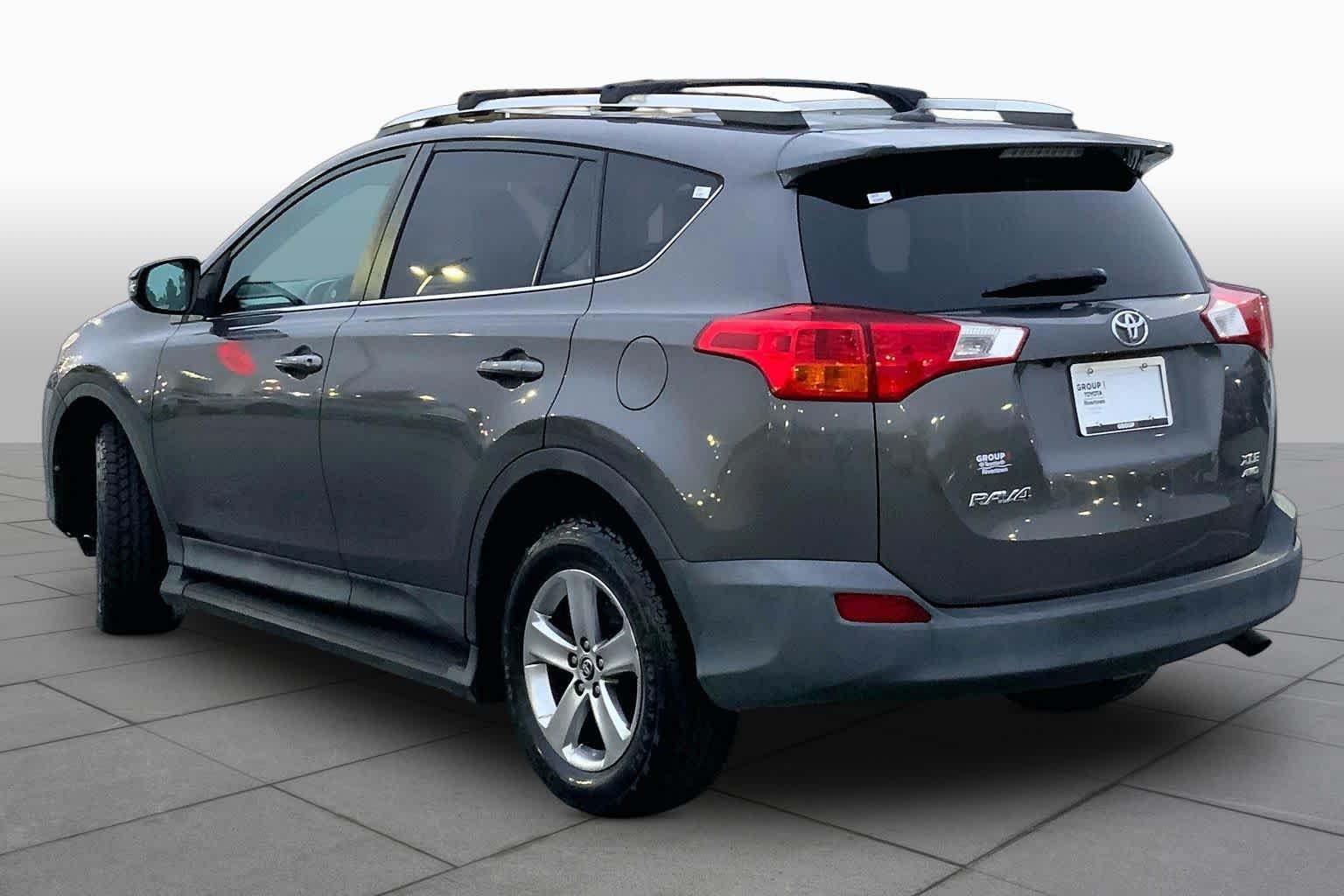 Used 2015 Toyota RAV4 XLE AWD/4WD image 10