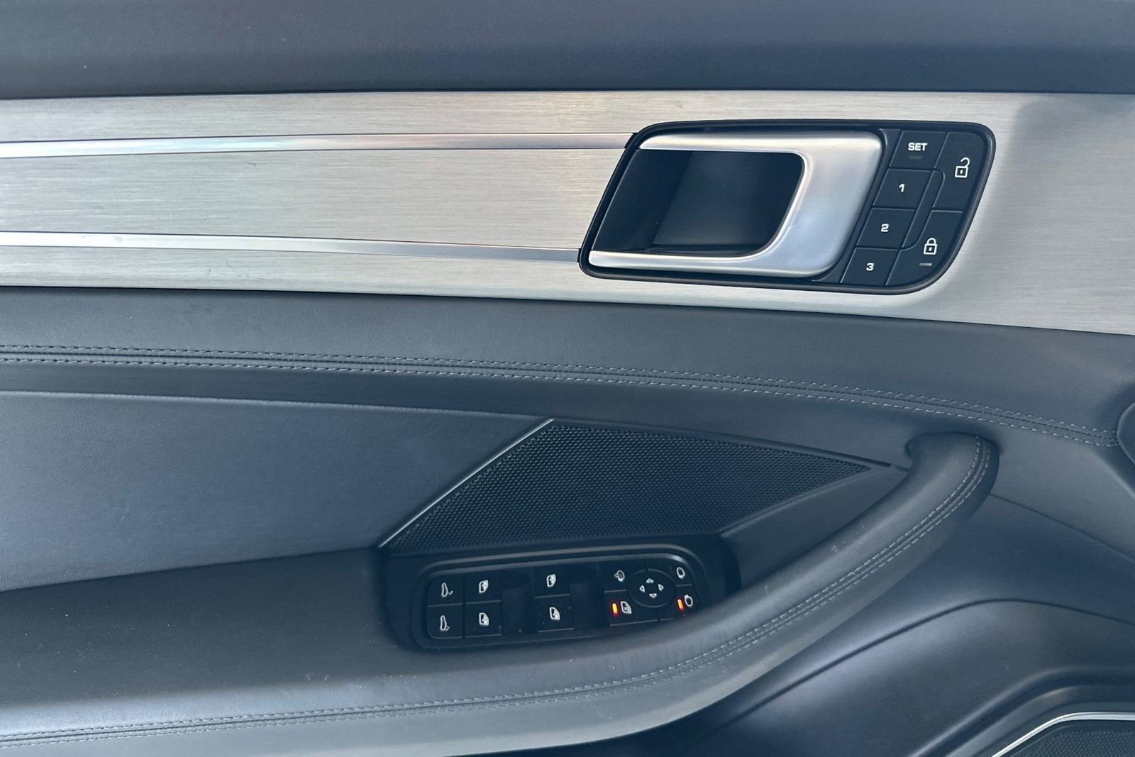 Certified 2022 Porsche Panamera Turbo S image 12