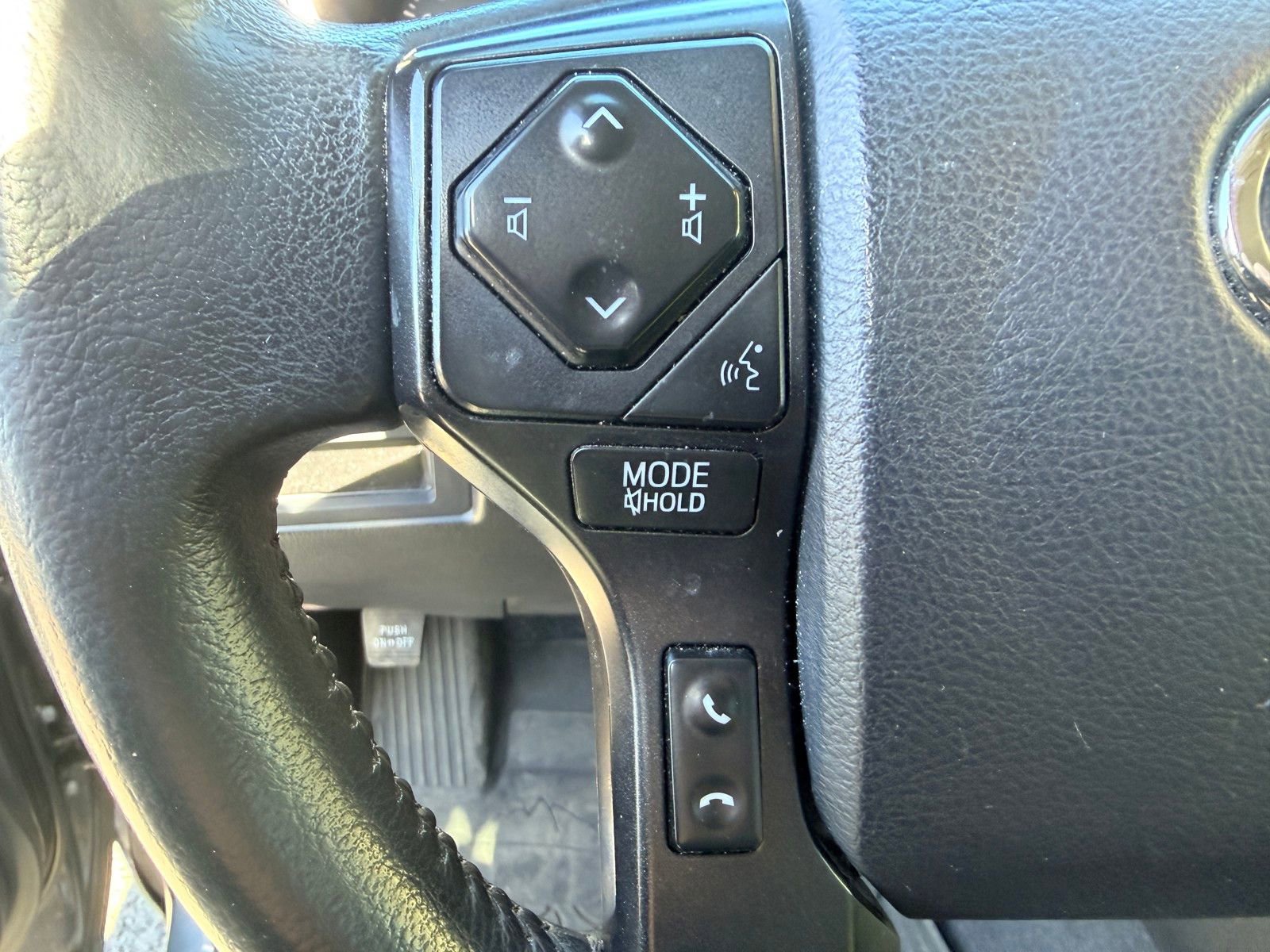Used 2020 Toyota Sequoia TRD Pro AWD/4WD image 13