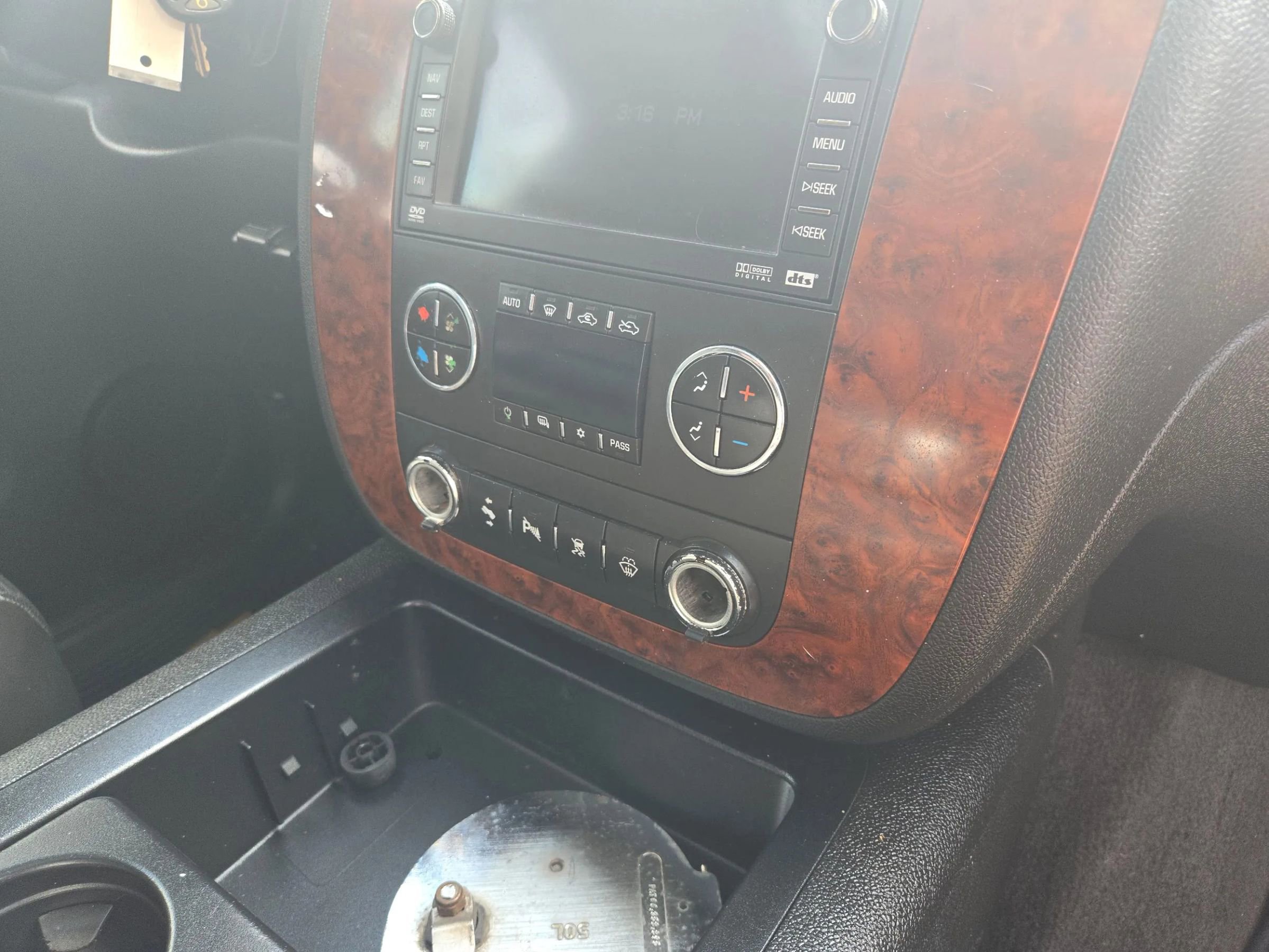 Used 2008 Chevrolet Silverado 1500 LTZ w/ Max Trailering Pack image 30