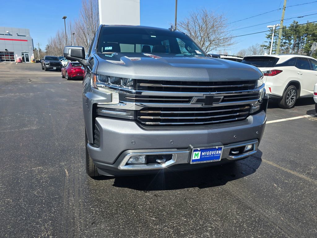 Used 2022 Chevrolet Silverado 1500 High Country w/ Safety Package II image 9