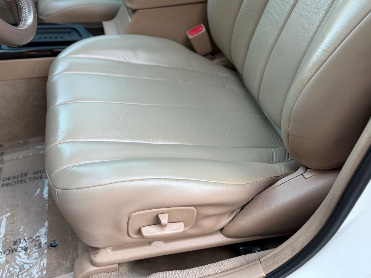 Used 1996 Toyota Avalon XLS image 8