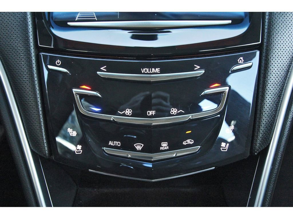 Used 2019 Cadillac XTS Luxury image 29