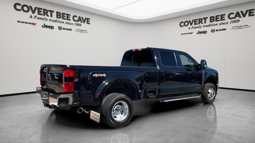 Used 2023 Ford F350 Lariat w/ Snow Plow Prep Package image 10