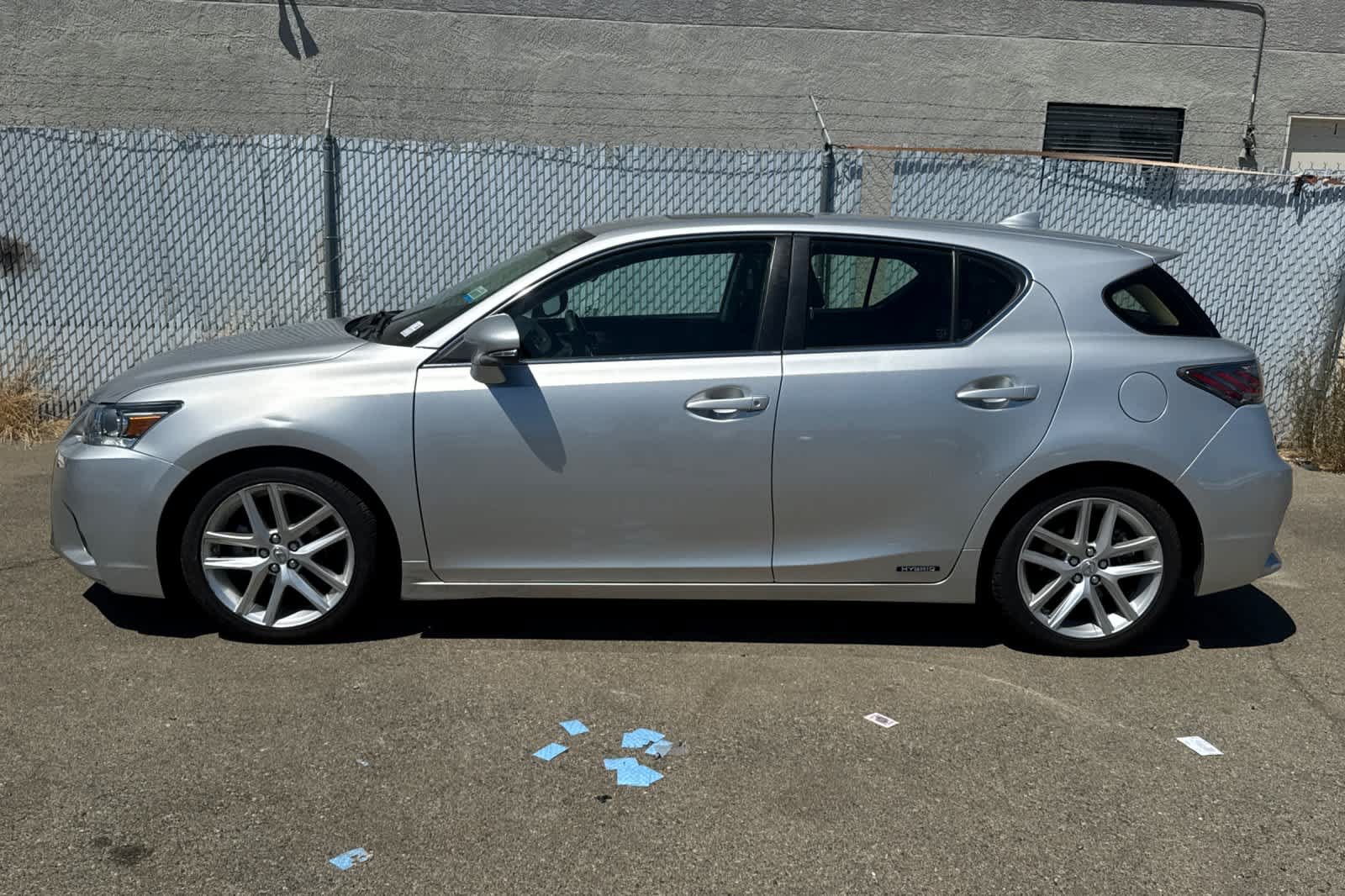 Used 2014 Lexus CT 200h FWD video 2