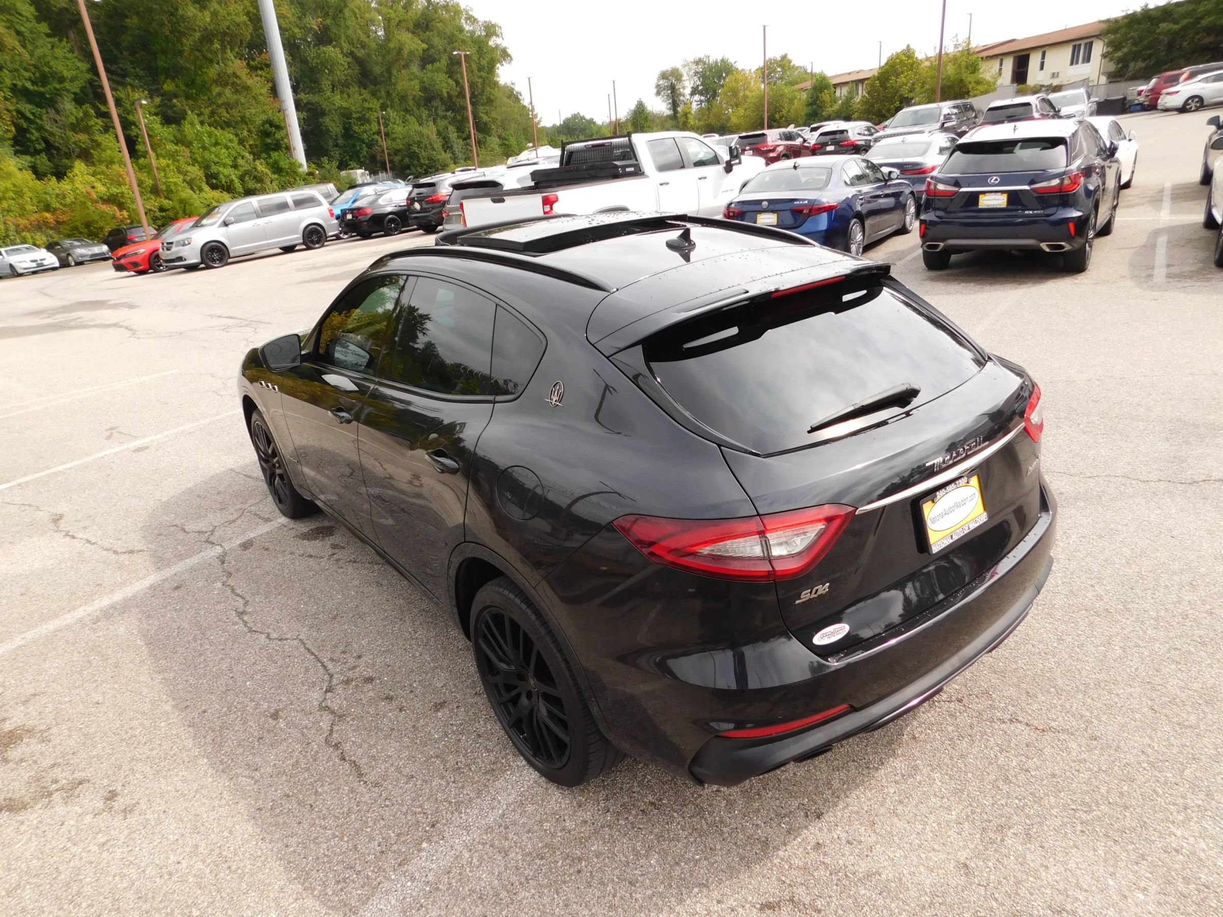 Used 2020 Maserati Levante S GranSport AWD/4WD image 8
