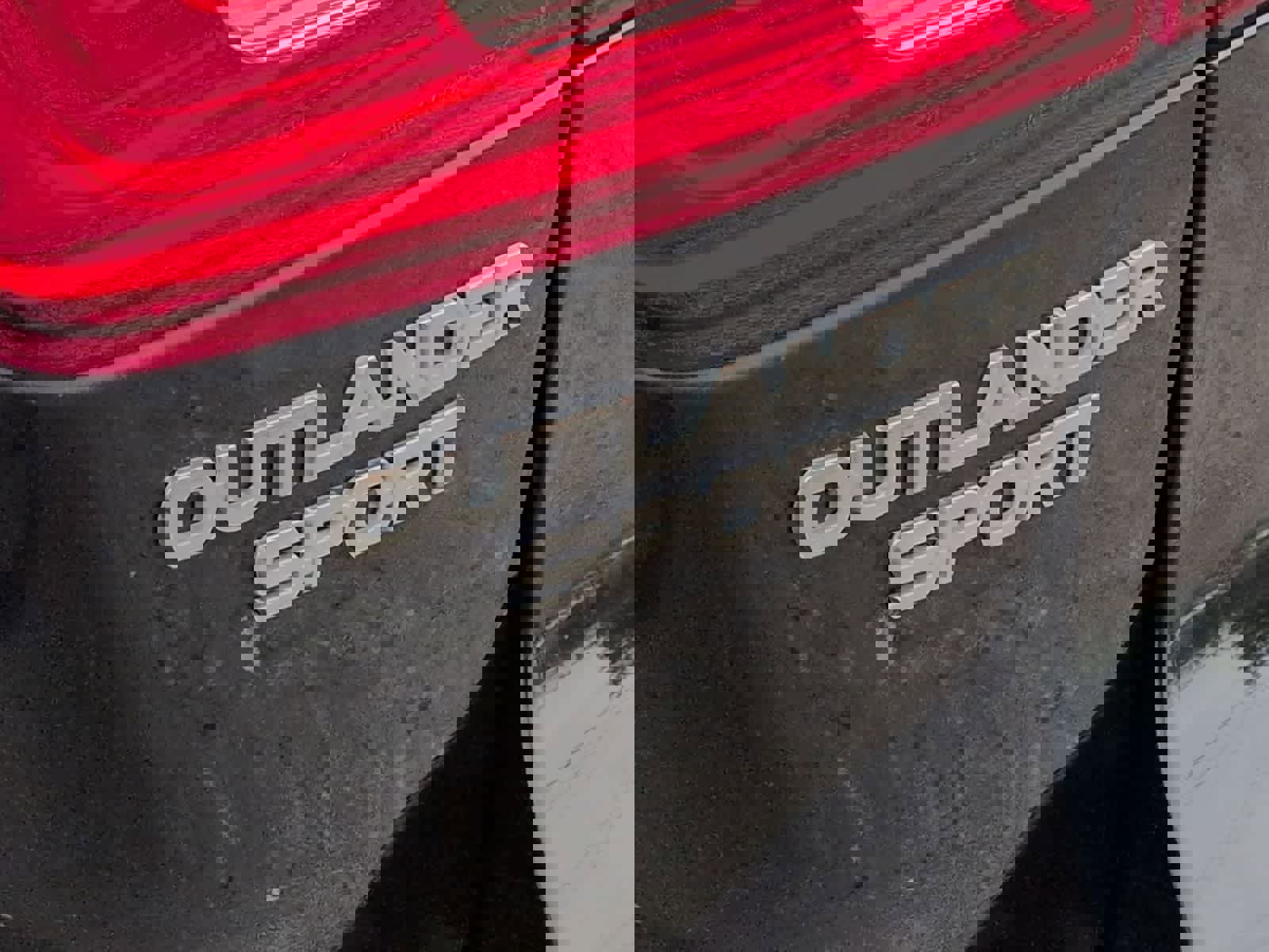 Used 2019 Mitsubishi Outlander Sport LE image 13