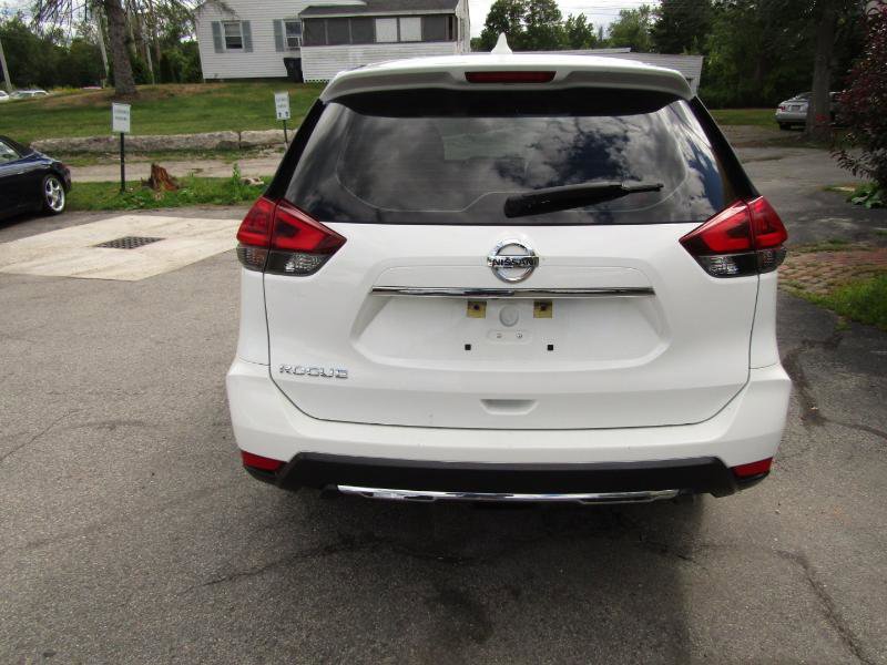 Used 2018 Nissan Rogue S image 8