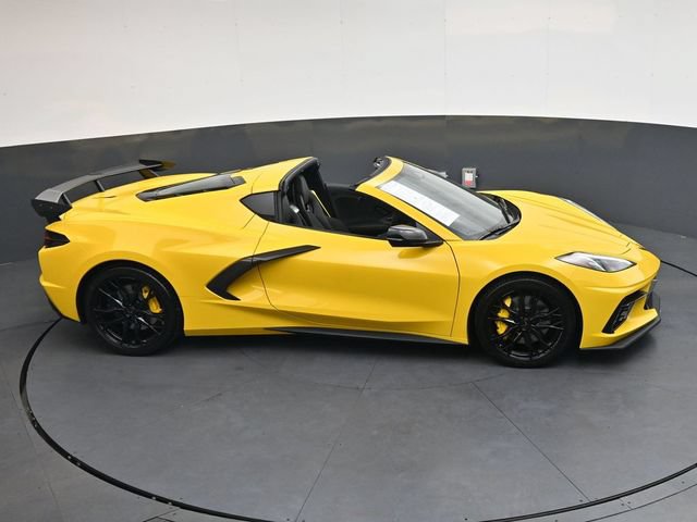 Used 2025 Chevrolet Corvette Stingray Premium Cpe w/ Z51 Performance Package RWD image 29