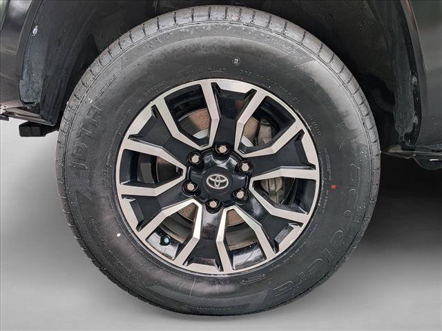 Used 2022 Toyota Tacoma TRD Sport w/ Technology Package AWD/4WD image 21