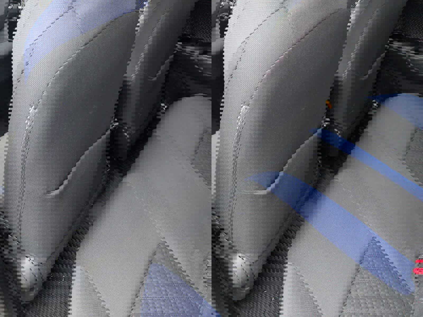 Used 2020 Toyota C-HR XLE image 17