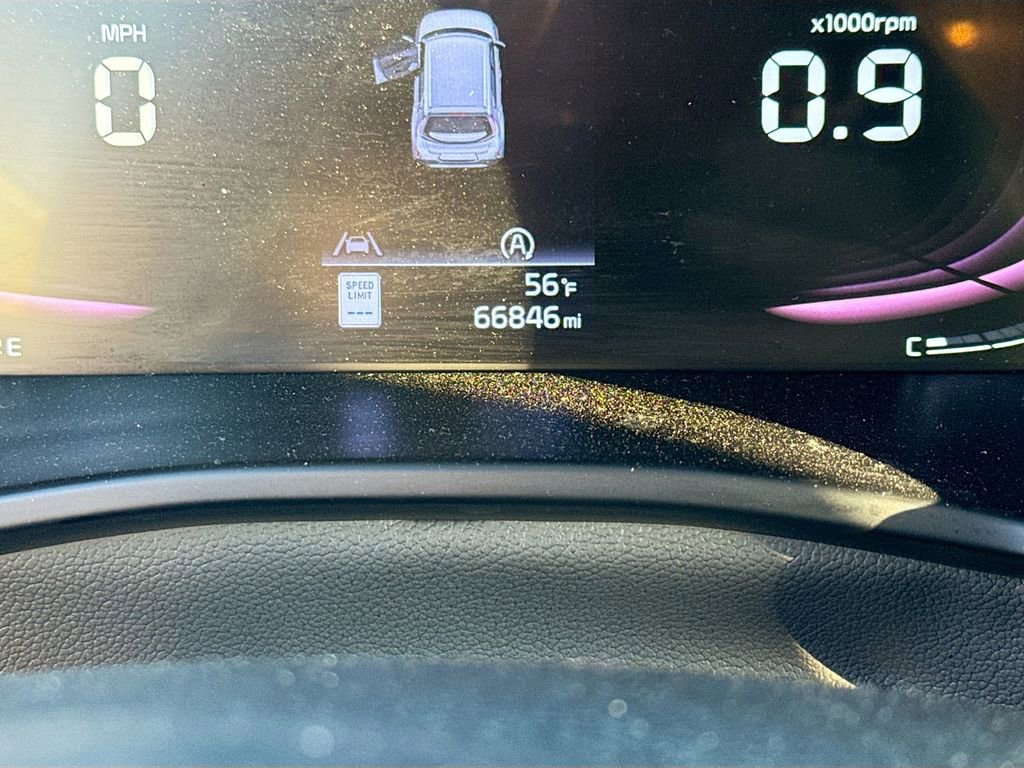 Used 2024 Kia Soul LX w/ Option Group 015 image 12