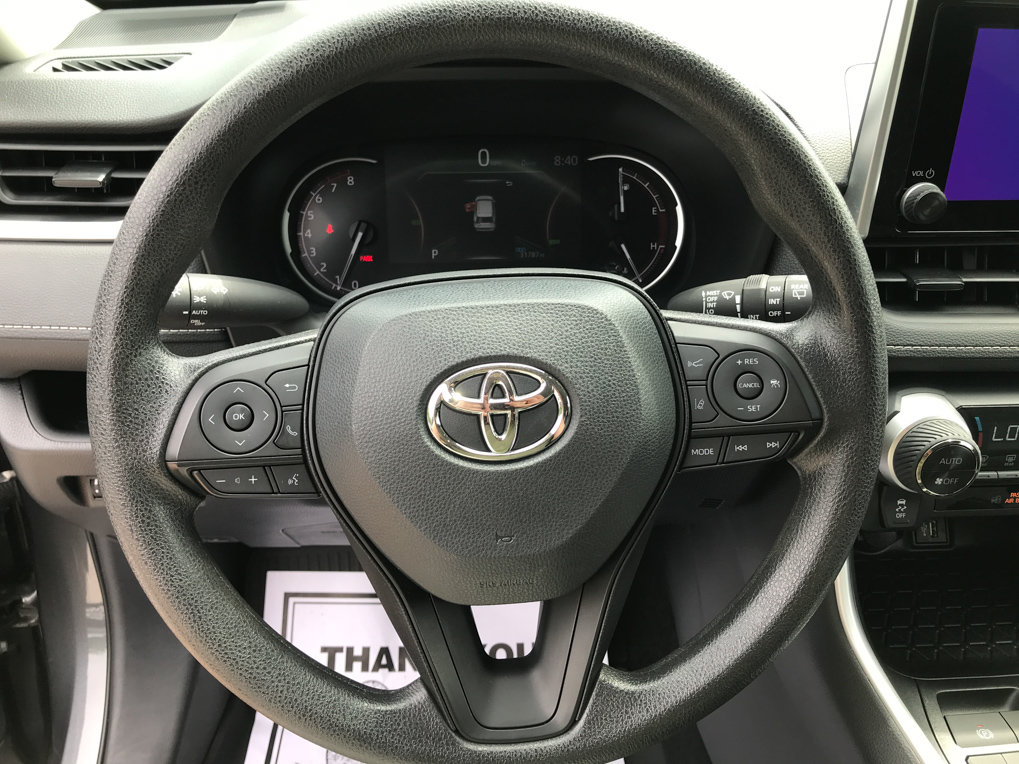 Certified 2025 Toyota RAV4 XLE AWD/4WD image 15