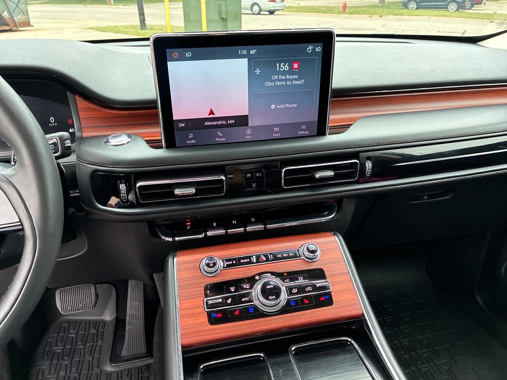Used 2024 Lincoln Aviator Reserve w/ Jet Package AWD/4WD image 18