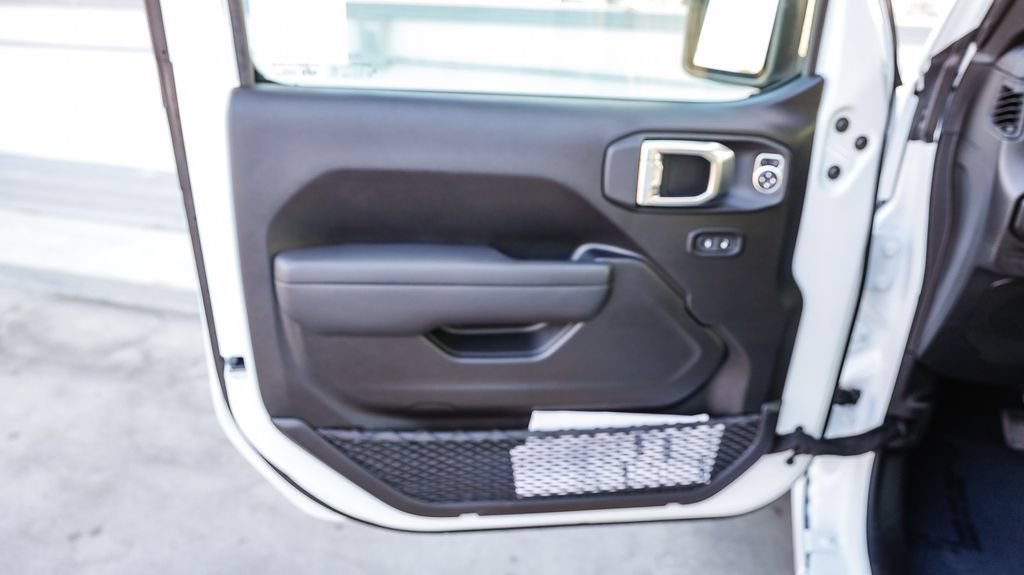 New 2026 Jeep Gladiator Sport AWD/4WD image 25