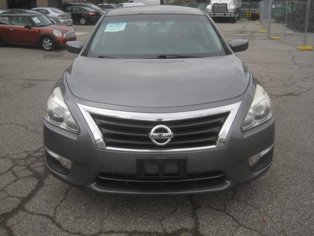 Used 2015 Nissan Altima 2.5 S w/ Power Driver Seat Package image 2