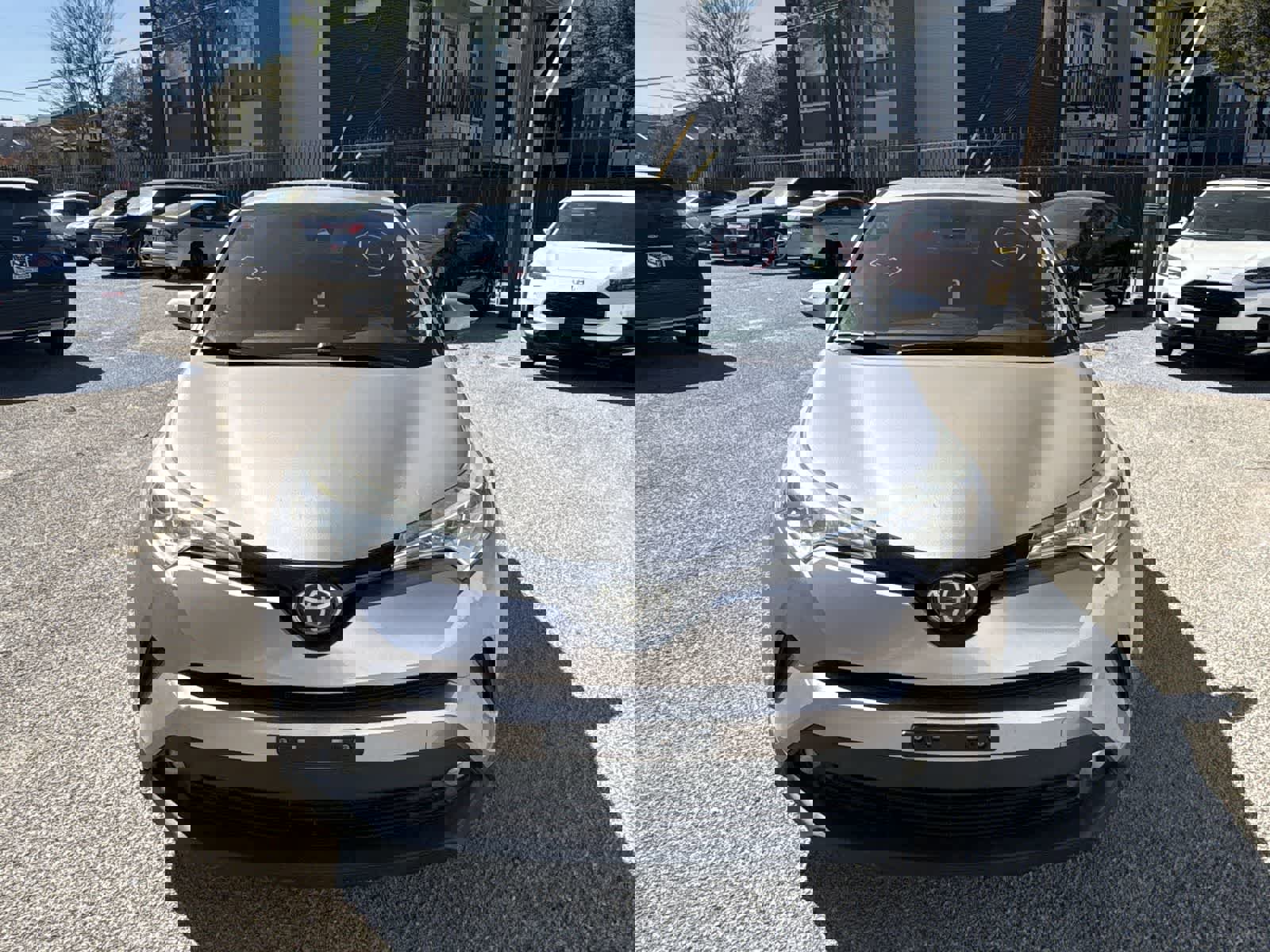 Used 2018 Toyota C-HR XLE image 16