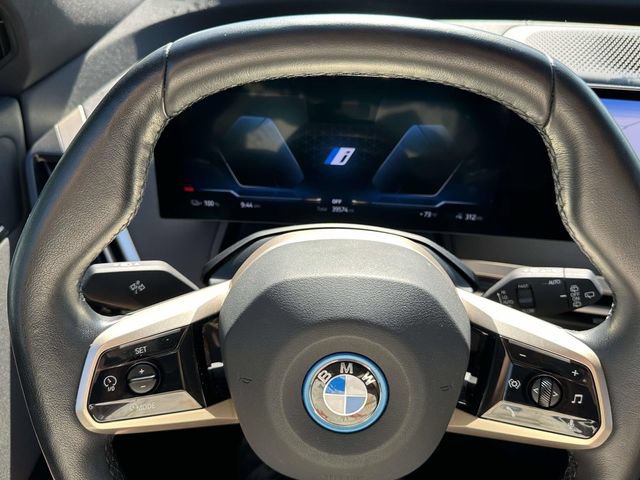 Certified 2024 BMW iX xDrive50 w/ Sport Package AWD/4WD image 27
