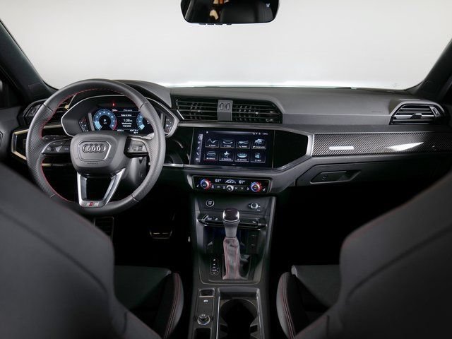 Certified 2025 Audi Q3 2.0T Premium Plus w/ Premium Plus Package AWD/4WD image 9