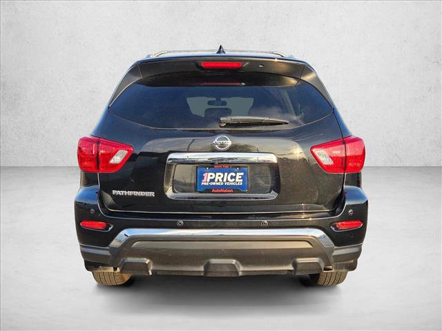 Used 2019 Nissan Pathfinder S image 6