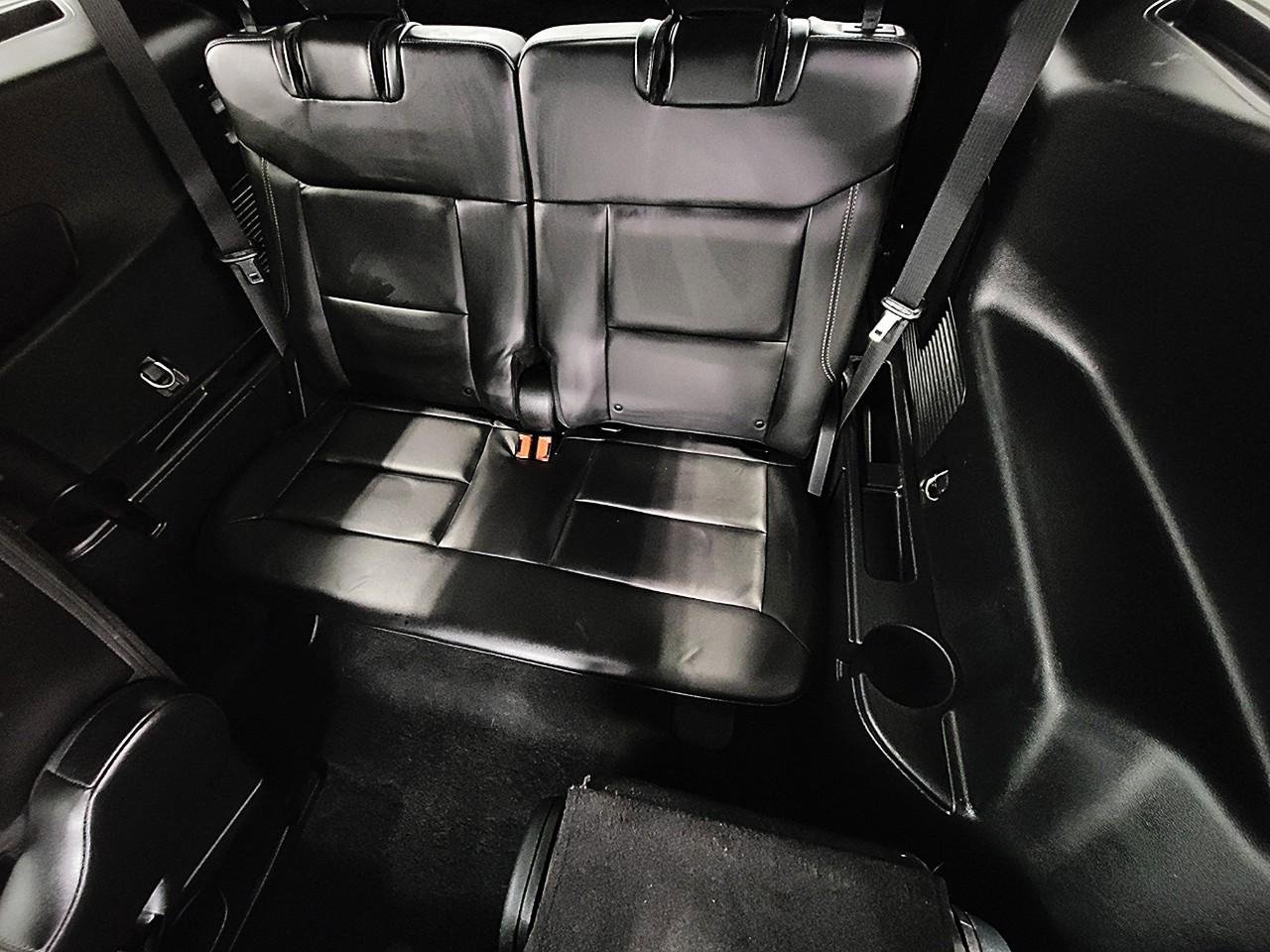 Used 2023 Ford Explorer XLT w/ Equipment Group 202A image 25