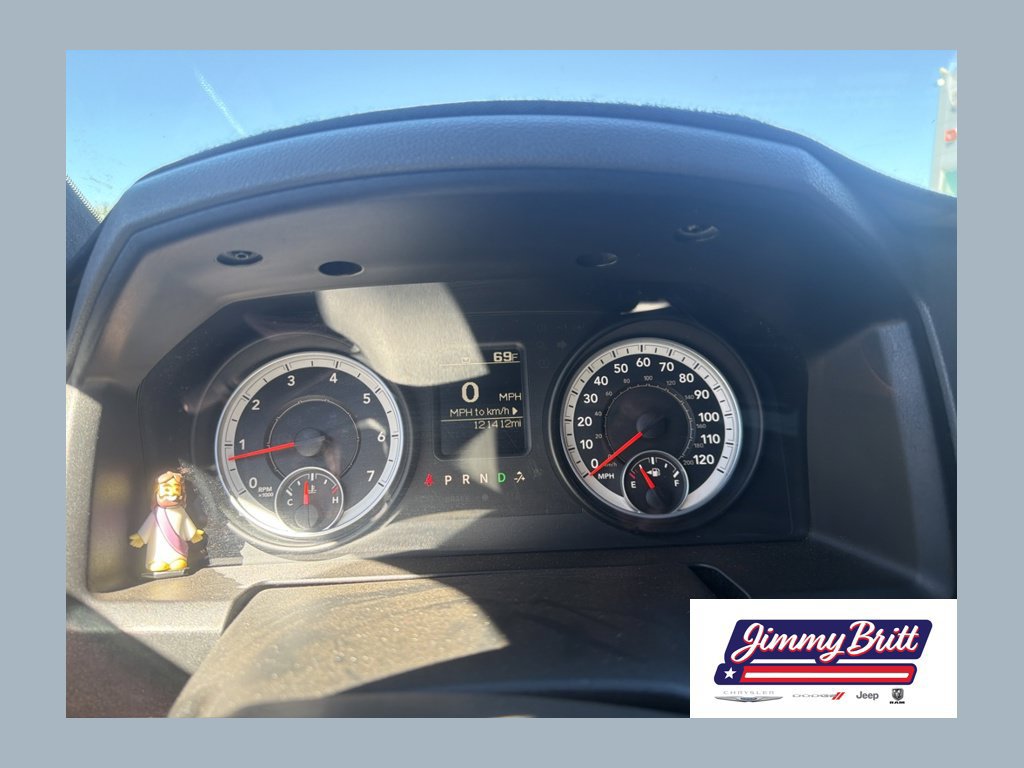 Used 2013 RAM 1500 Express RWD image 1