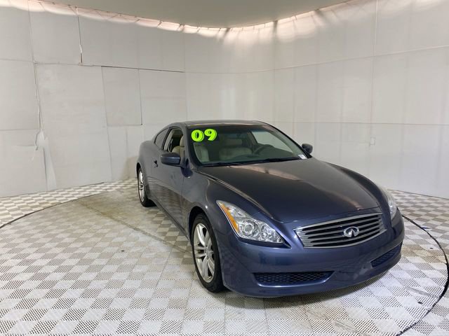 Used 2009 INFINITI G37 x w/ Premium Pkg