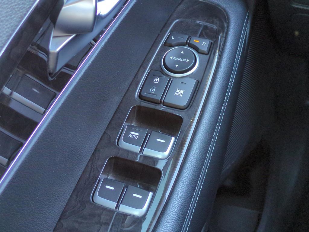 Used 2018 Kia Sorento L FWD image 17