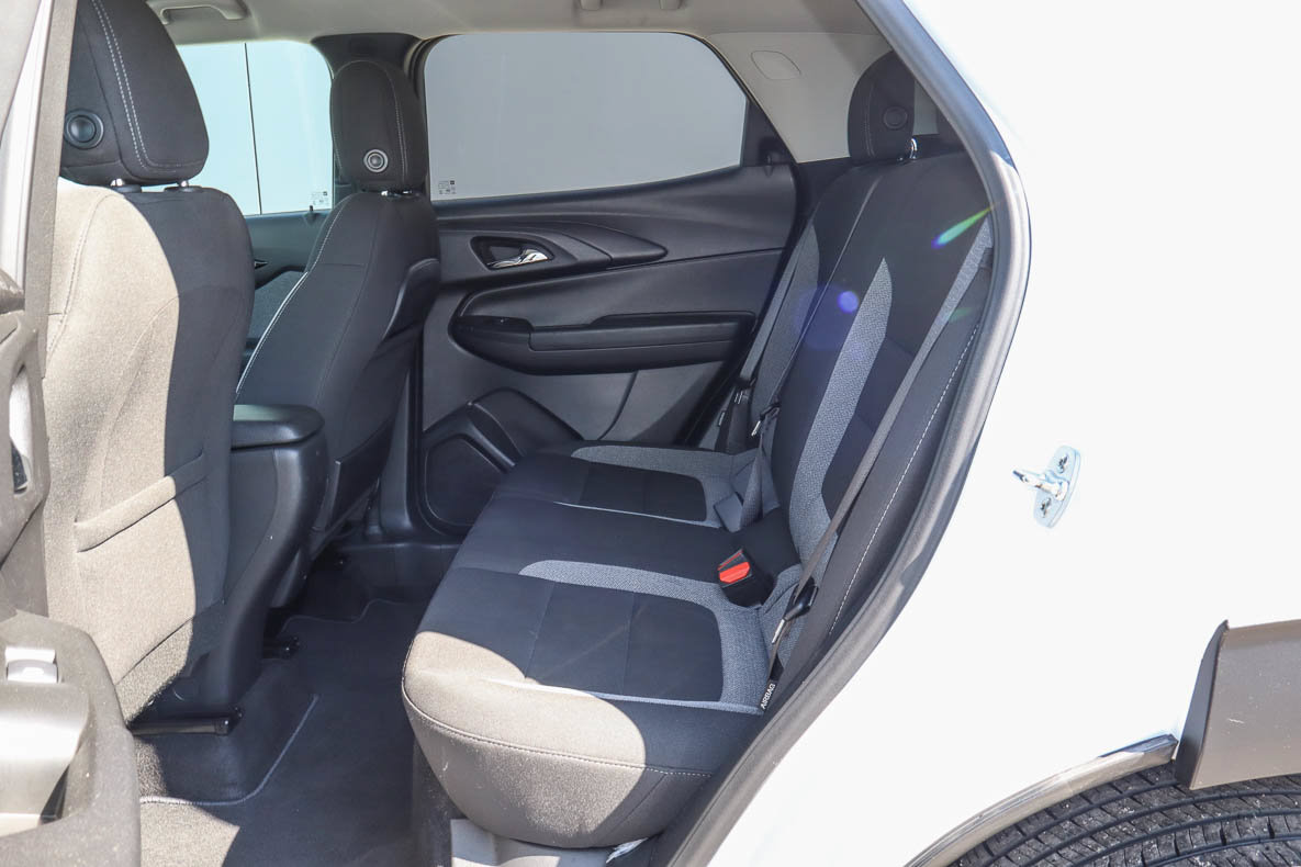Used 2025 Chevrolet TrailBlazer LT FWD image 8