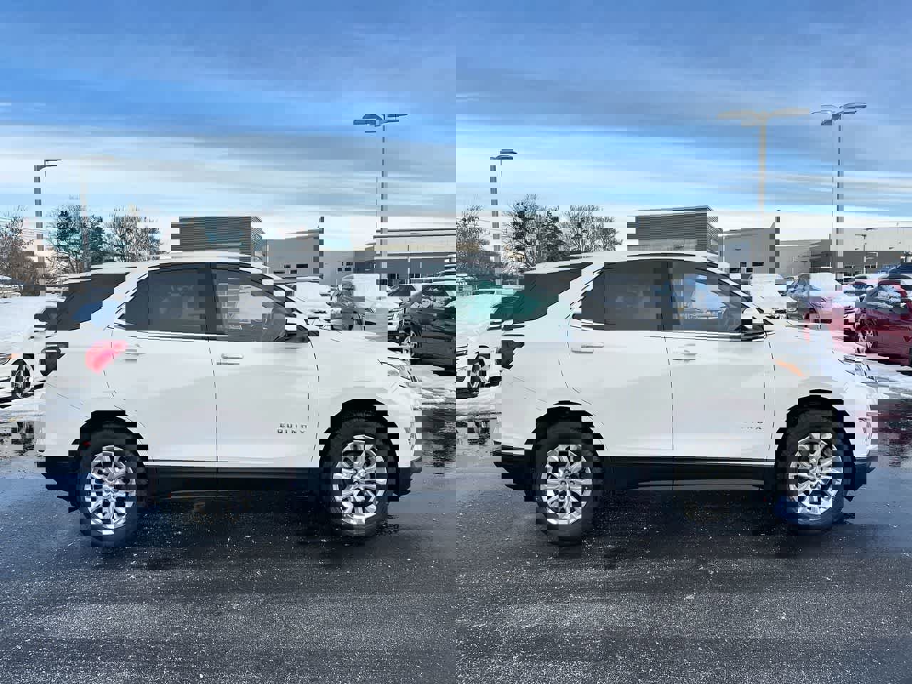 Used 2020 Chevrolet Equinox LT w/ Driver Convenience Package image 14