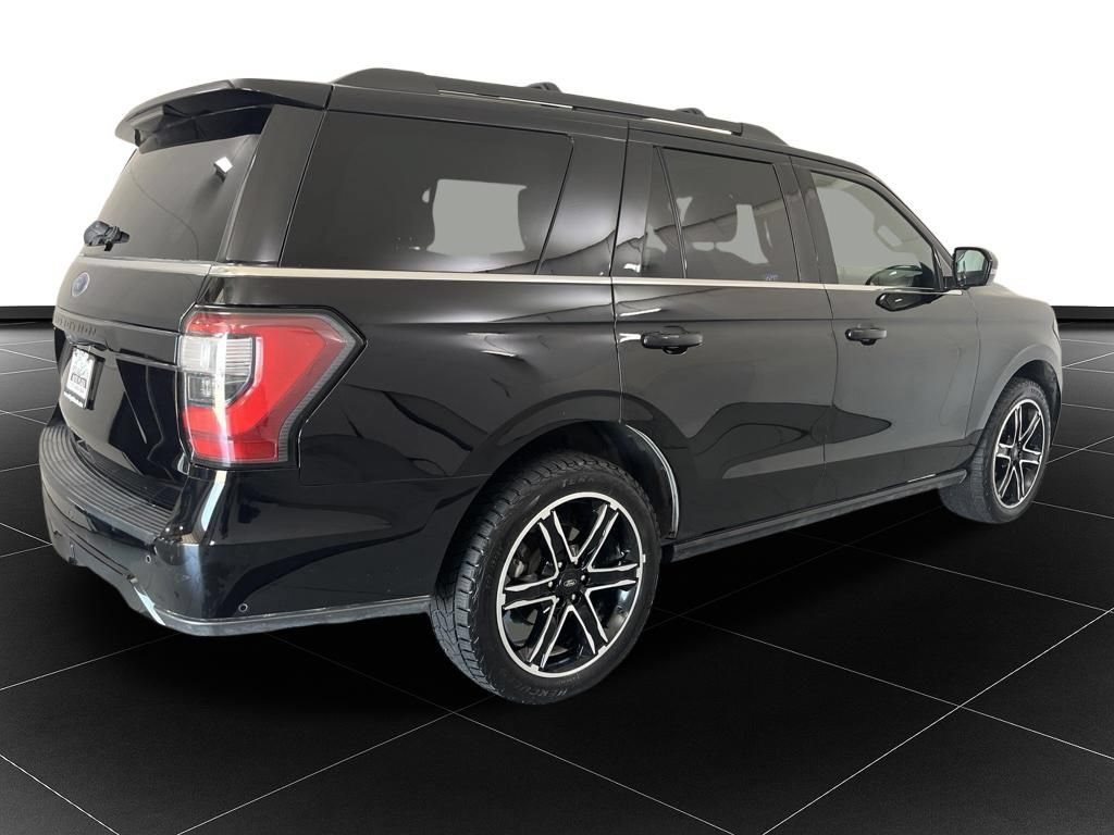 Used 2021 Ford Expedition Limited AWD/4WD image 5