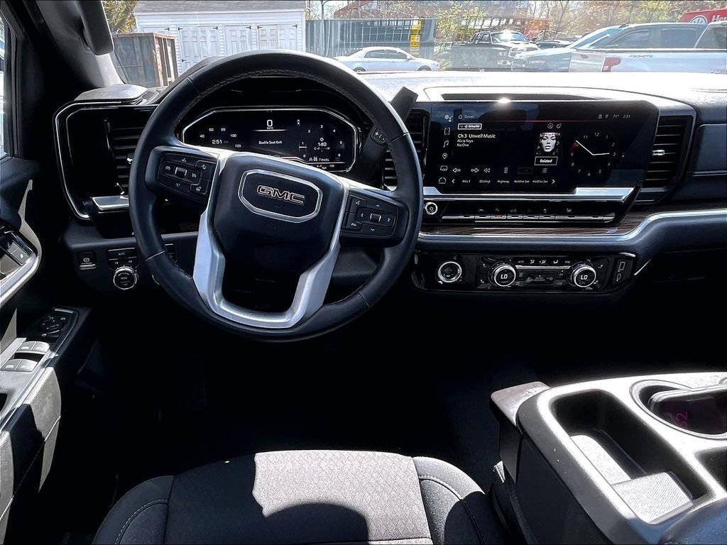 Used 2024 GMC Sierra 1500 Elevation AWD/4WD image 16