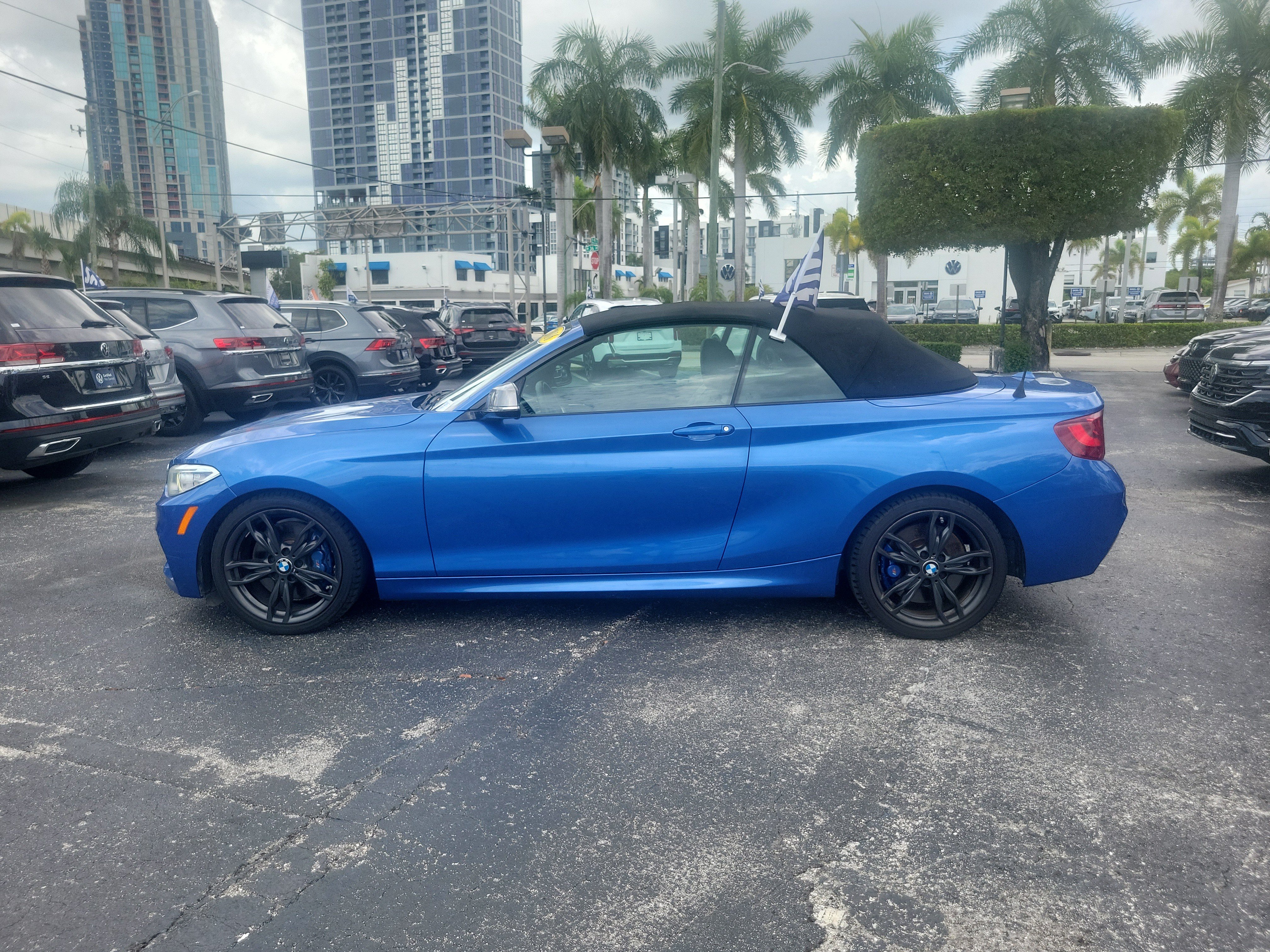 Used 2016 BMW M235i xDrive Convertible AWD/4WD image 2