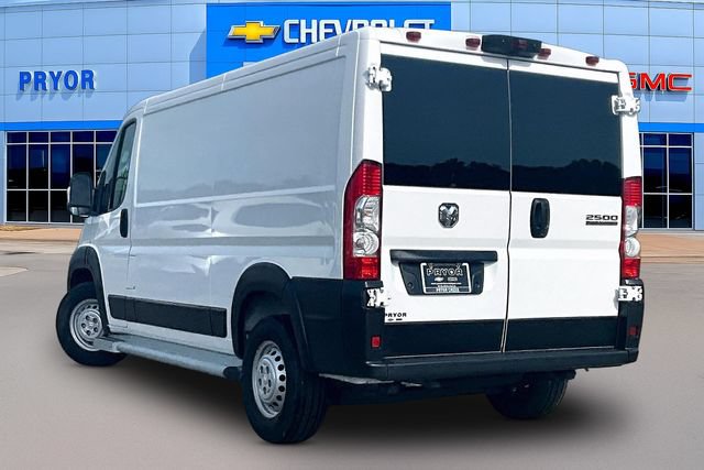 Used 2025 RAM ProMaster 2500 w/ U-Haul Equipment Group FWD image 4