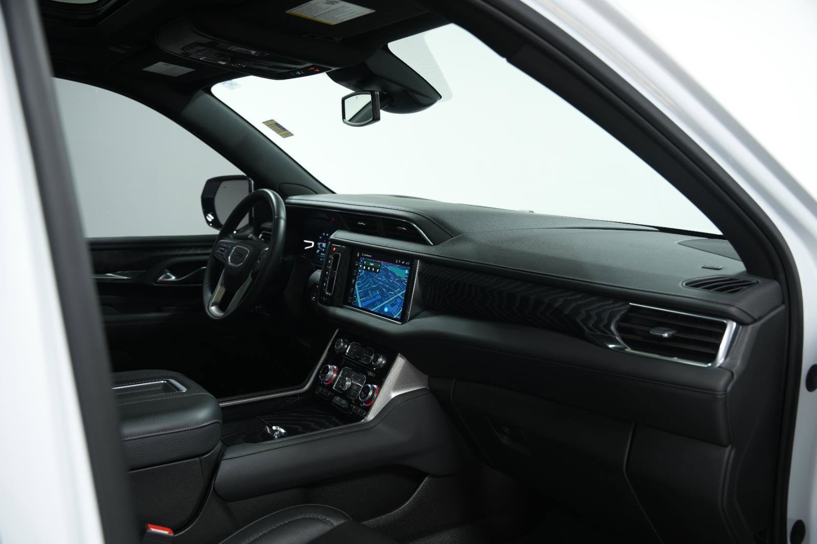 Used 2023 GMC Yukon Denali w/ LPO, Floor Liner Package image 20