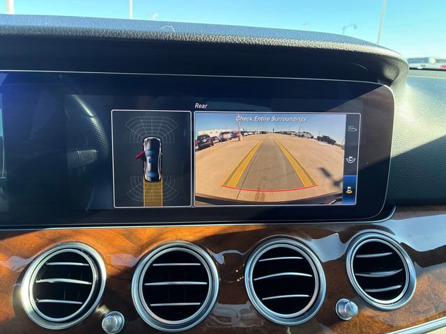 Used 2018 Mercedes-Benz E 300 4MATIC w/ Premium 2 Package image 30
