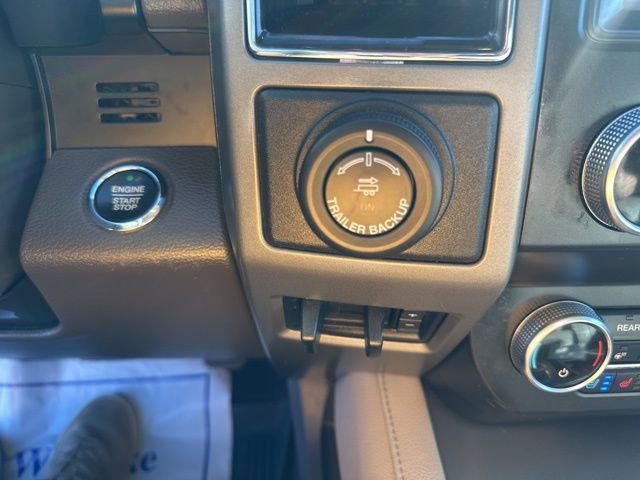 Used 2021 Ford Expedition XLT image 38