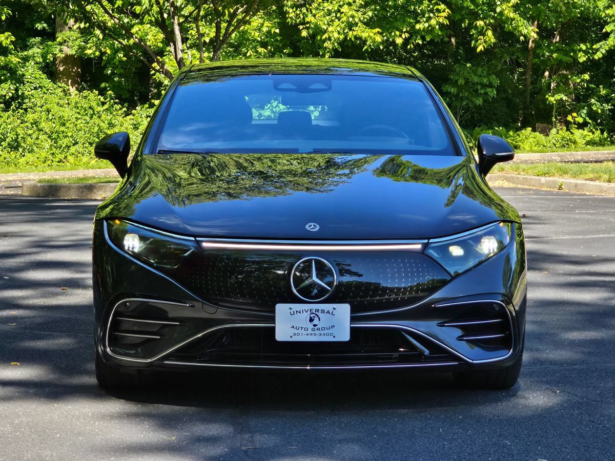 Used 2022 Mercedes-Benz EQS 450+ Sedan image 9