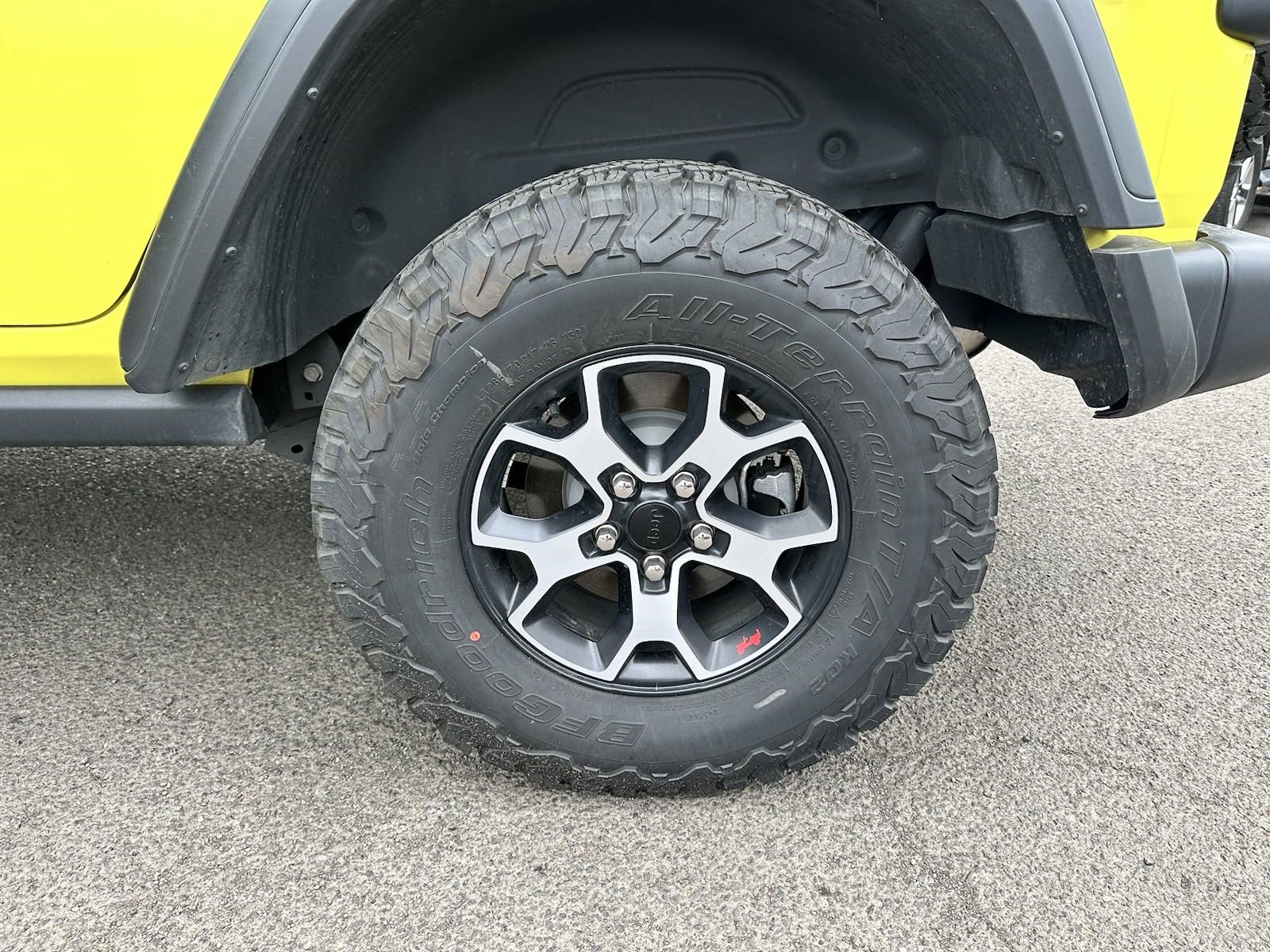 Used 2023 Jeep Wrangler Unlimited Rubicon w/ Cold Weather Group image 25