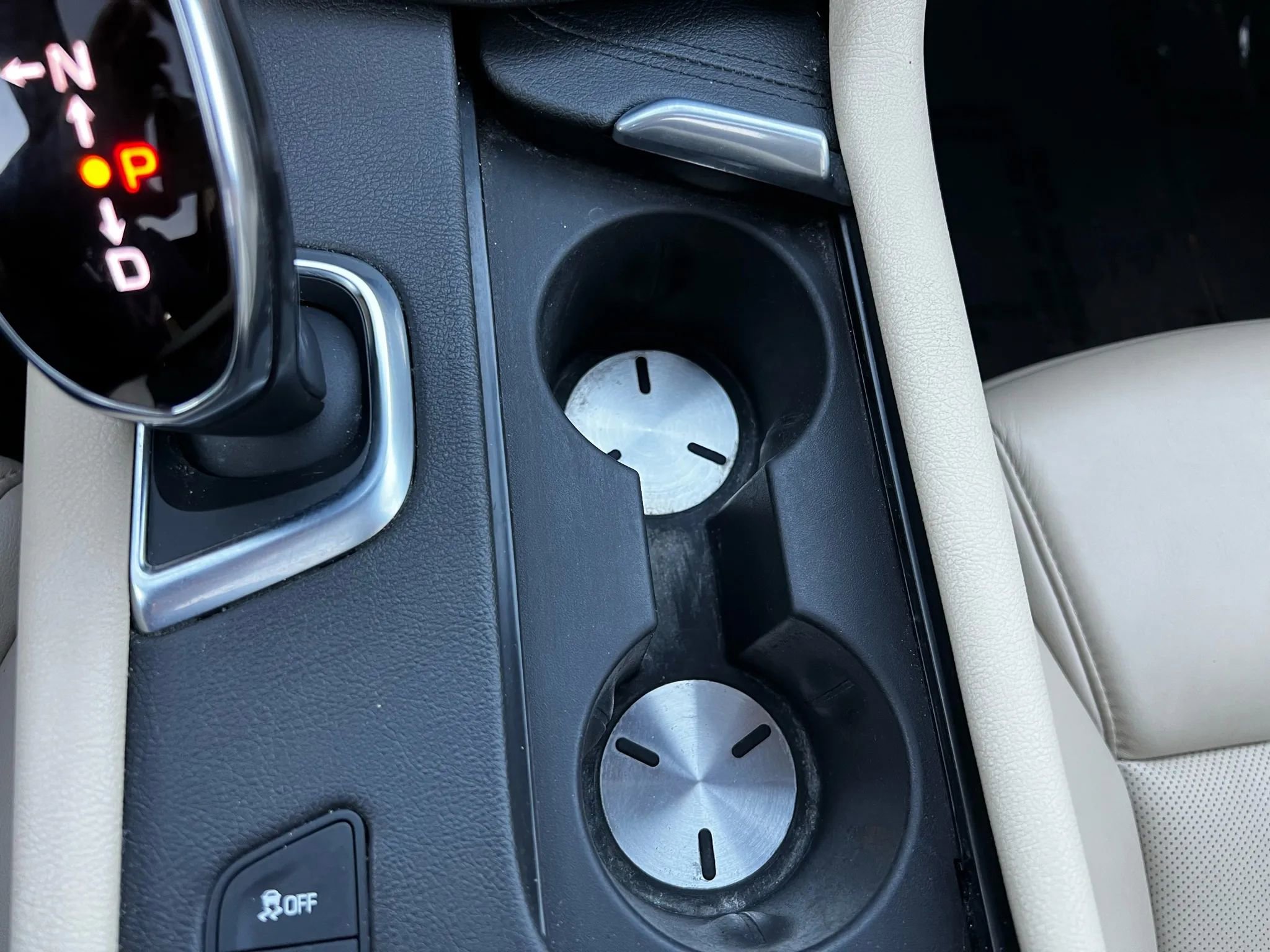 Used 2018 Cadillac XT5 Luxury w/ Driver Awareness Package image 31