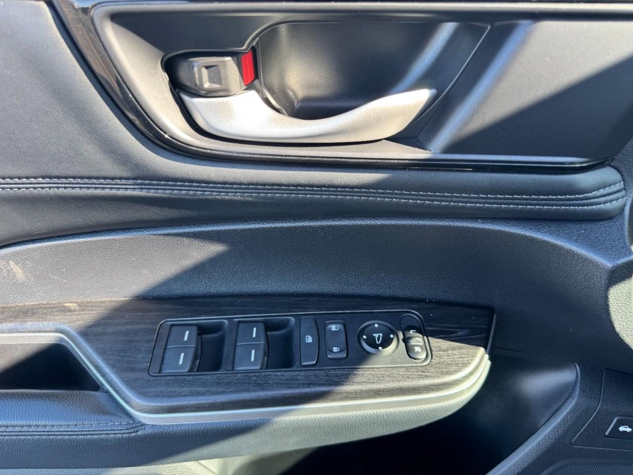 Certified 2021 Honda Clarity Plug-In Hybrid image 20