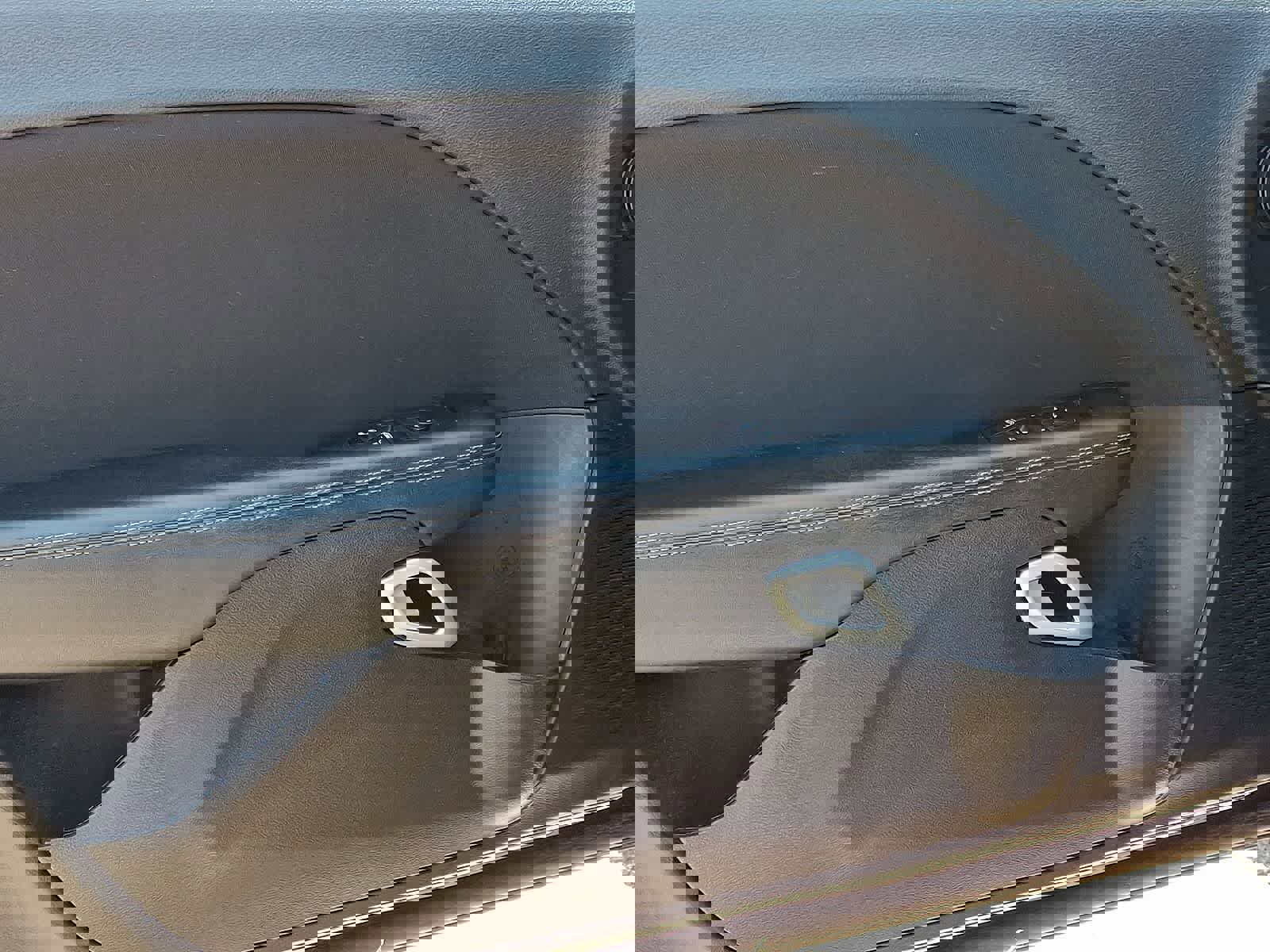 Used 2021 Dodge Challenger SXT image 27