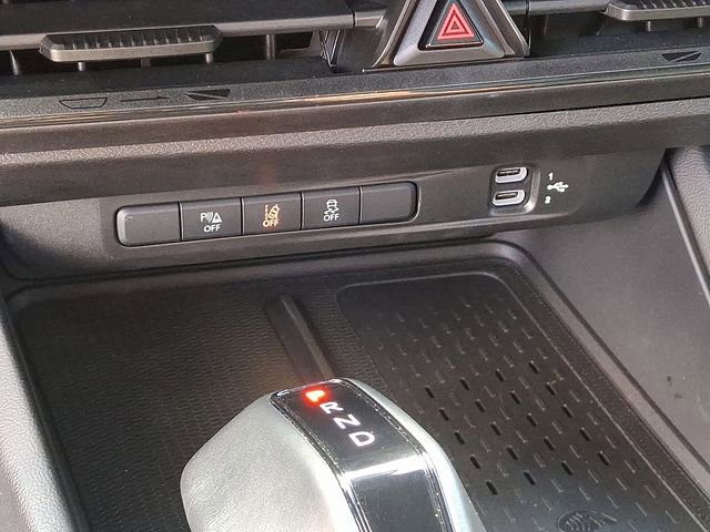 Used 2024 Dodge Charger R/T w/ Plus Group image 29