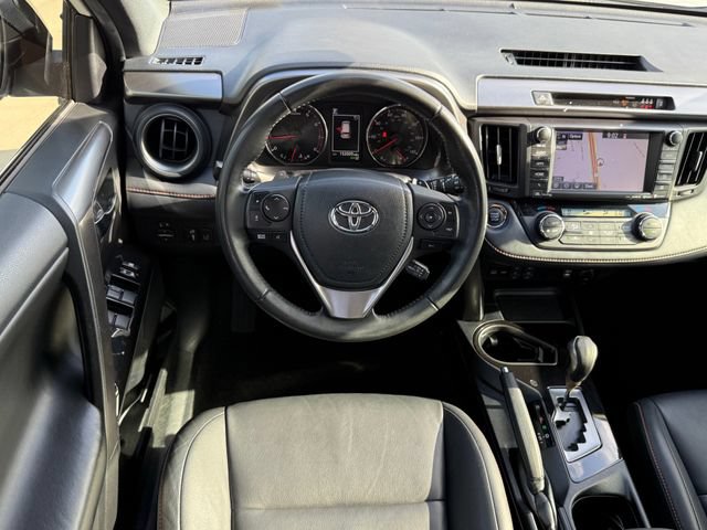 Used 2018 Toyota RAV4 SE w/ Power Extra Value Package FWD image 23