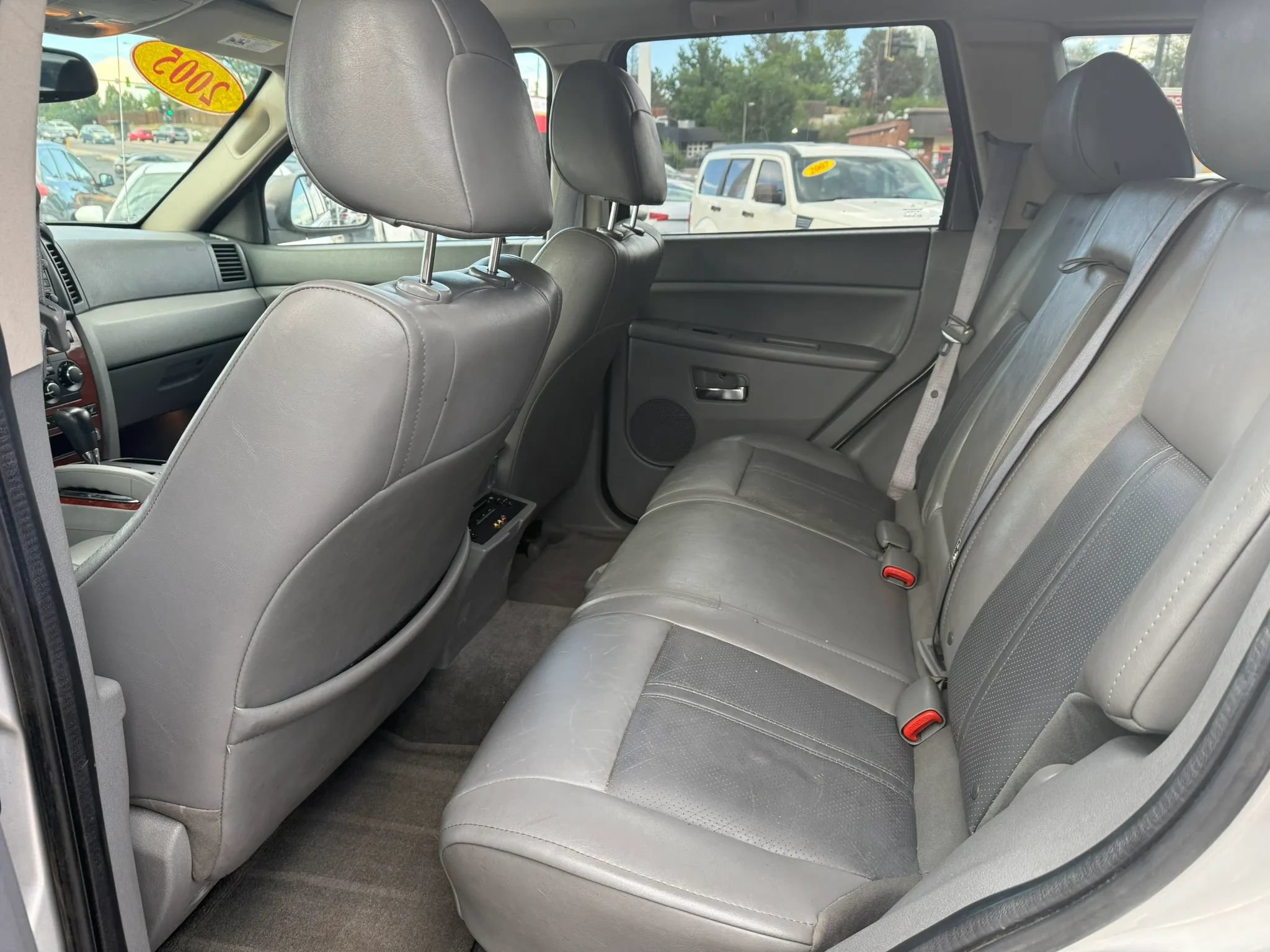 Used 2005 Jeep Grand Cherokee Limited AWD/4WD image 13