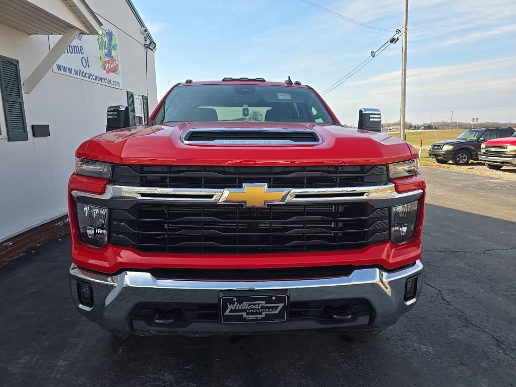Used 2024 Chevrolet Silverado 3500 LT w/ Convenience Package image 7