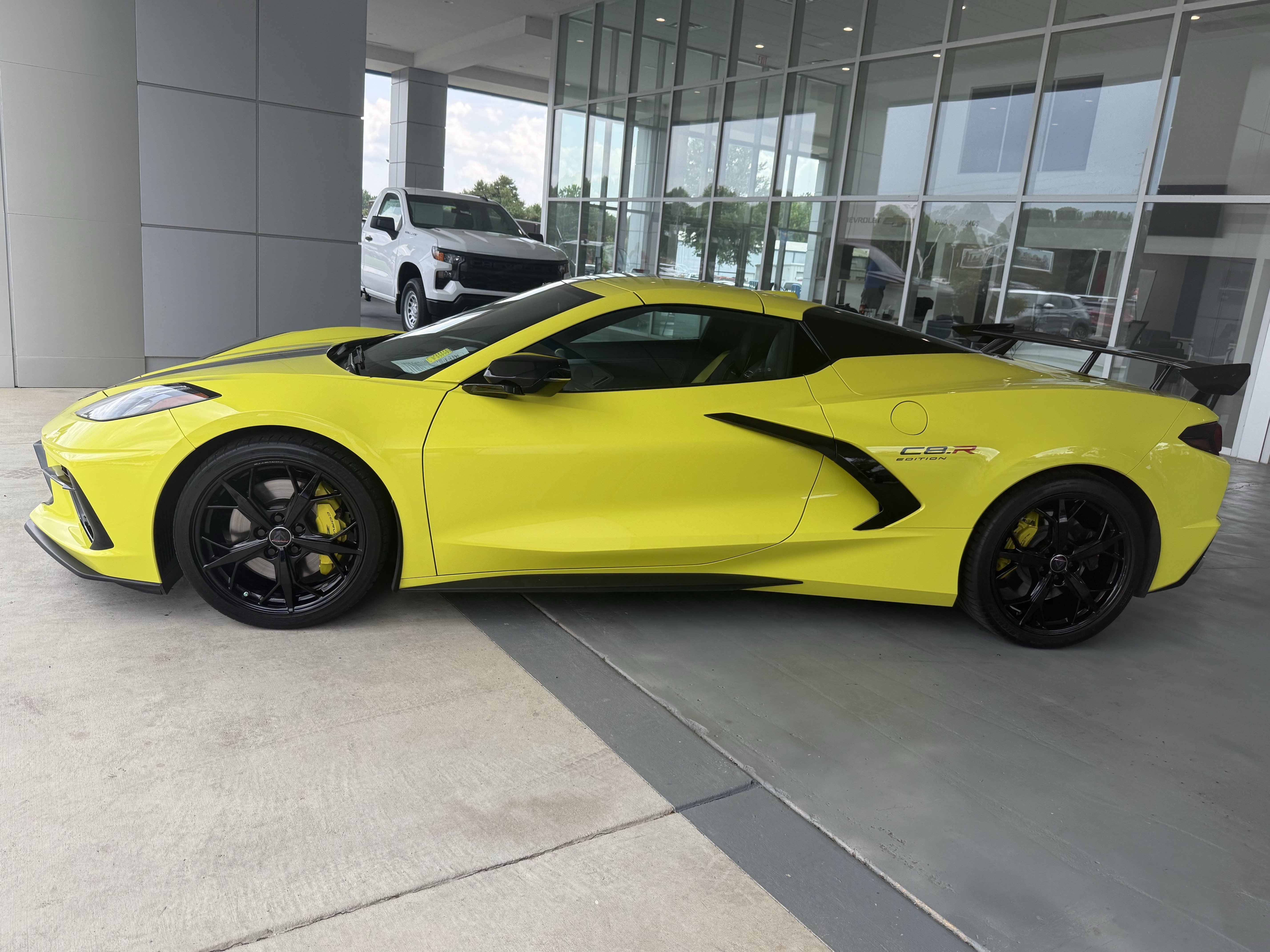 Used 2022 Chevrolet Corvette Stingray Premium Conv RWD image 5