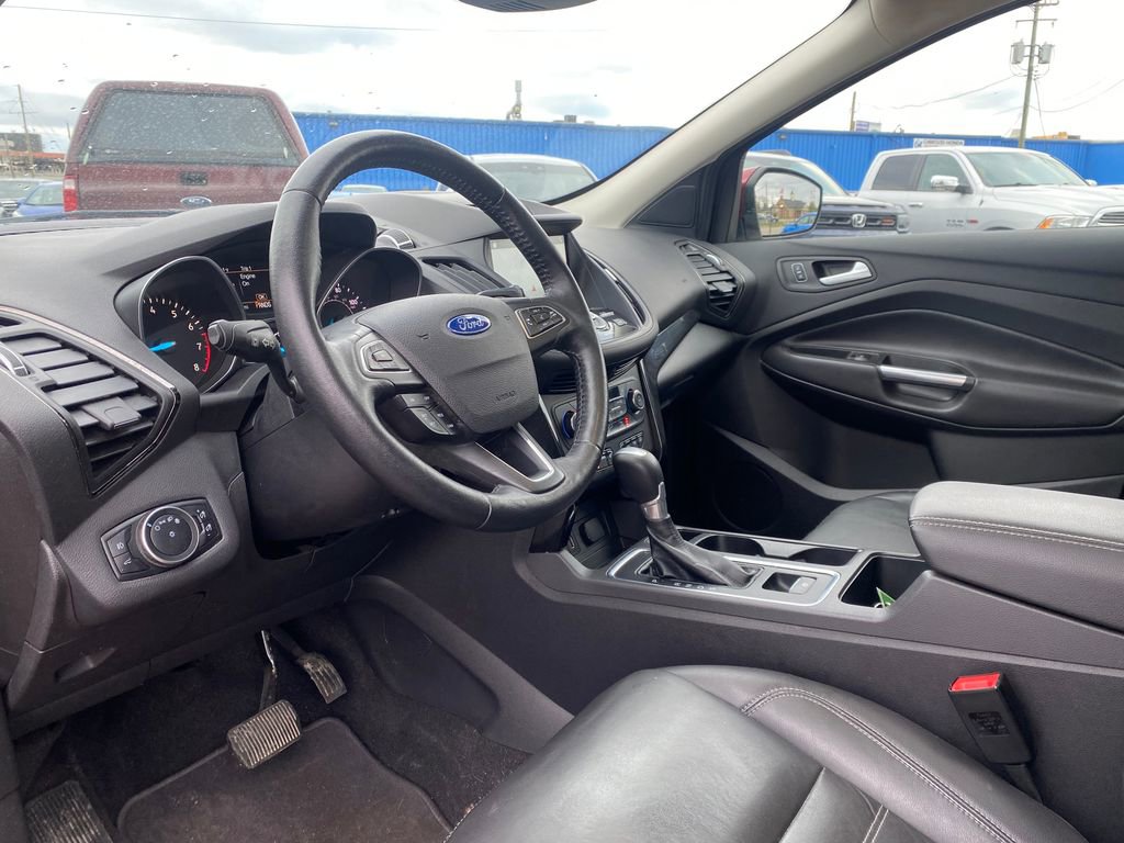 Used 2017 Ford Escape Titanium w/ Canadian Touring Package AWD/4WD image 9