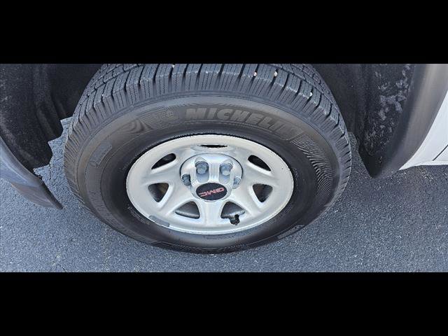 Used 2018 GMC Sierra 1500 Base image 9